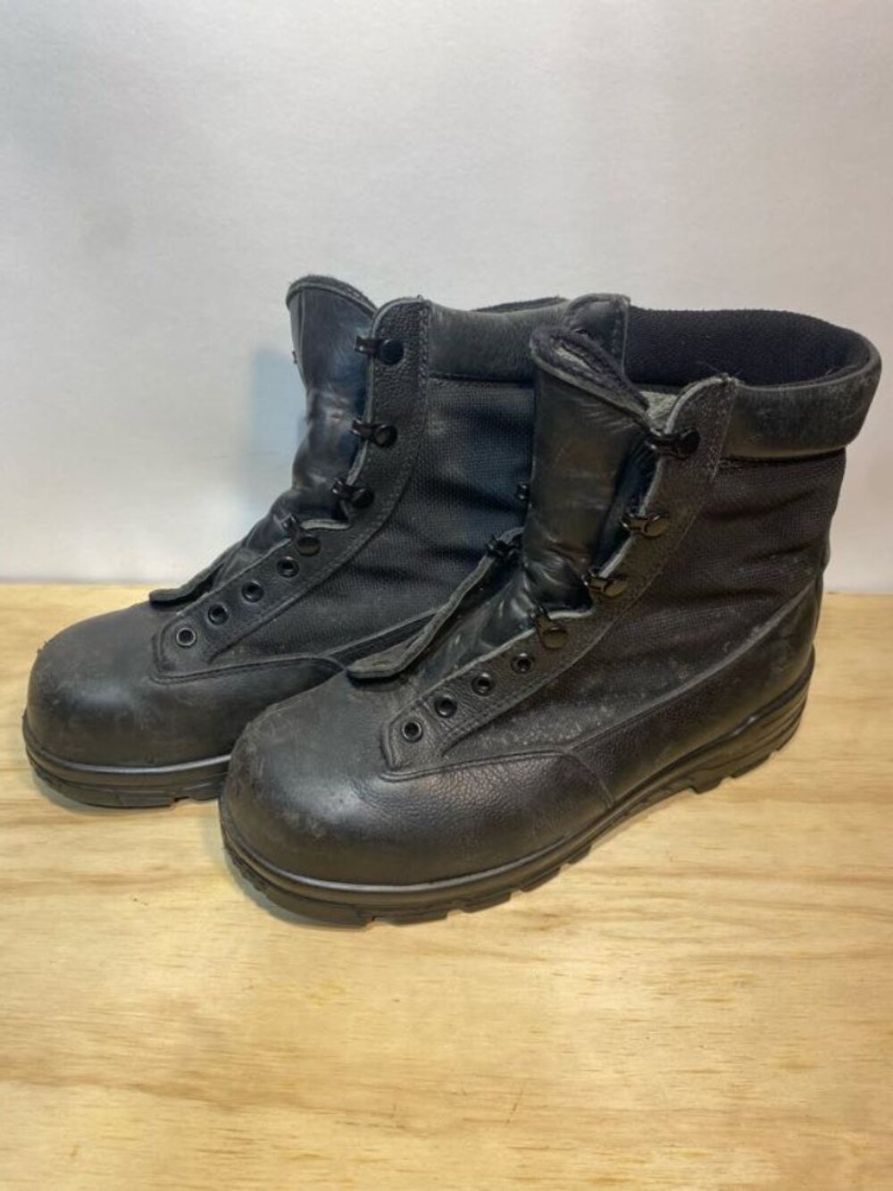 Terra Canadian Military Cold Wet Weather Safety Boots 250/102 CSA Size 7.5 US